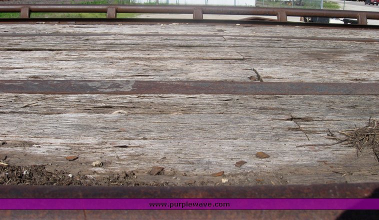 image for item 2423 45' flat bed semi trailer