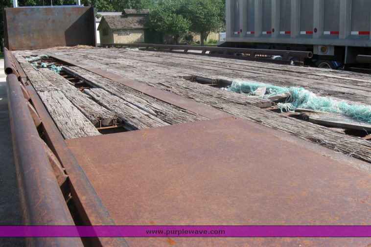 image for item 2423 45' flat bed semi trailer