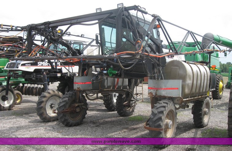image for item 2465 Hagie 254 hi-boy sprayer