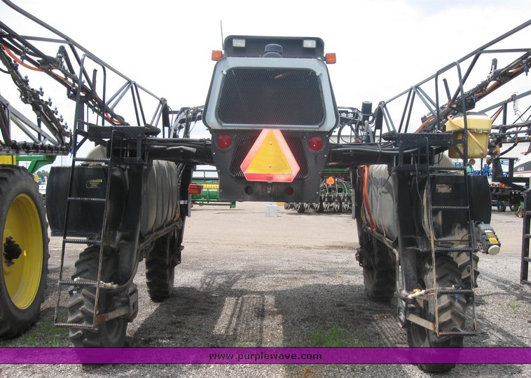 image for item 2465 Hagie 254 hi-boy sprayer