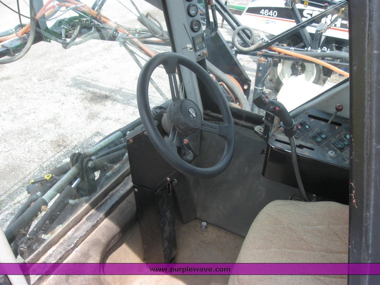 image for item 2465 Hagie 254 hi-boy sprayer