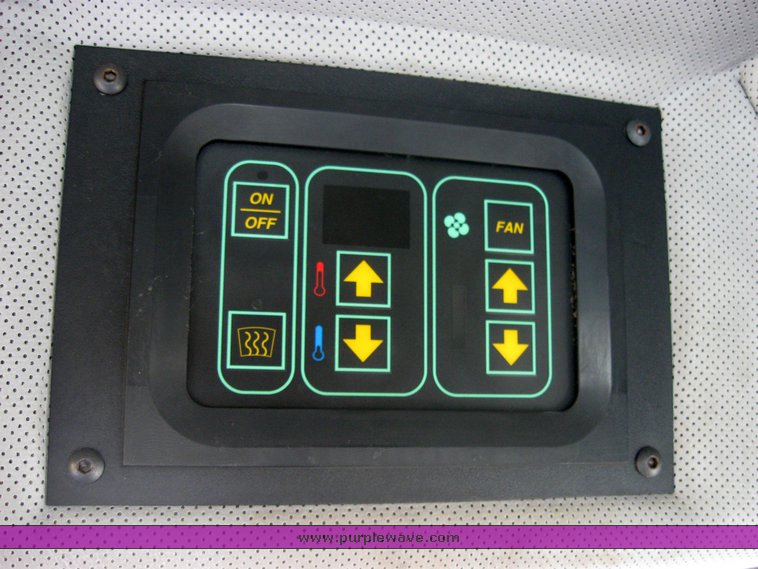 image for item 2465 Hagie 254 hi-boy sprayer