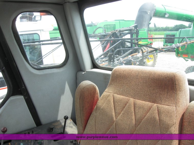 image for item 2465 Hagie 254 hi-boy sprayer