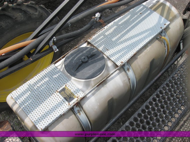 image for item 2465 Hagie 254 hi-boy sprayer