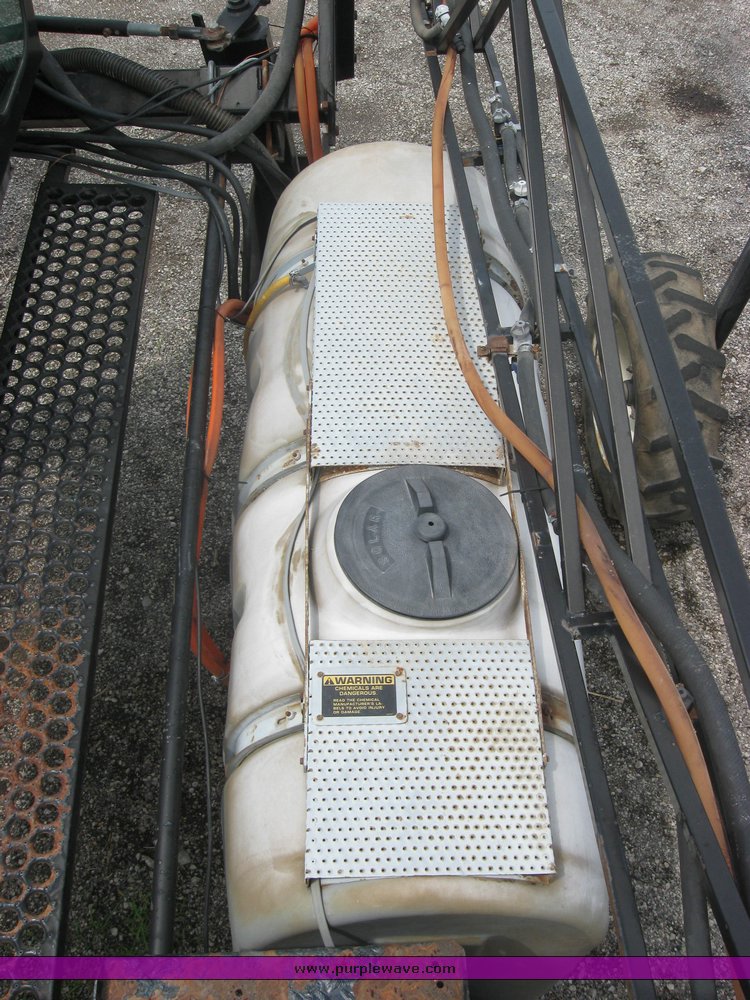 image for item 2465 Hagie 254 hi-boy sprayer