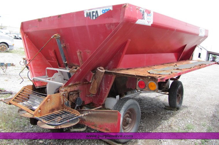 image for item 3339 Highway 12' spreader box