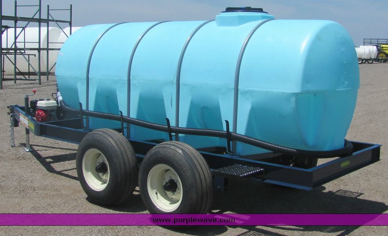 image for item 4624 2010 Shaben Industries 1010 drainable nurse trailer