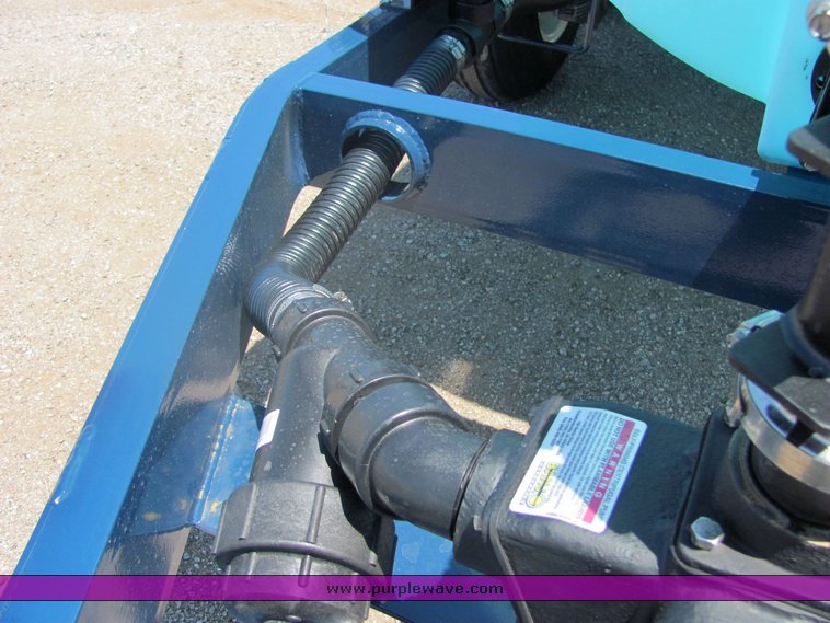 image for item 4624 2010 Shaben Industries 1010 drainable nurse trailer