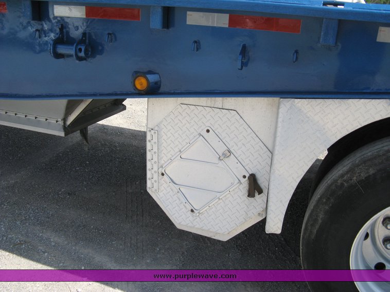 image for item 5015 1999 Western Trailers 45' flat bed hopper trailer