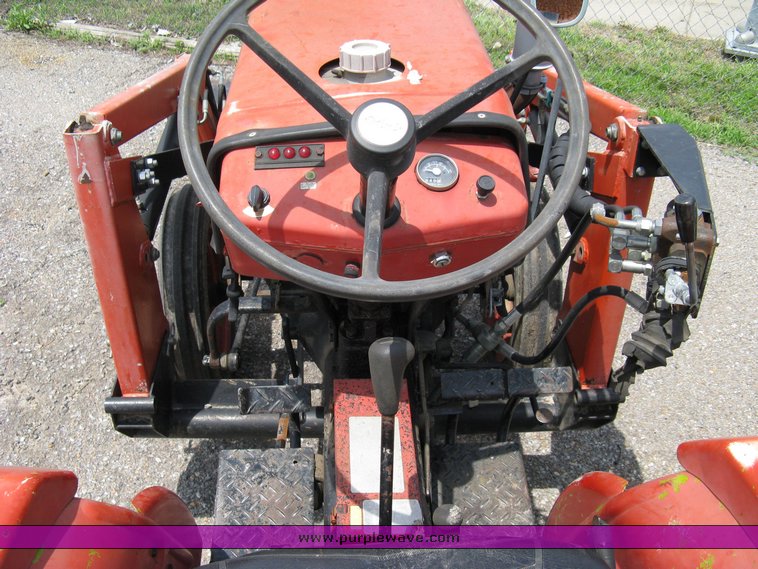 Yanmar YM2000 compact tractor with loader in Derby, KS Item 6120 sold