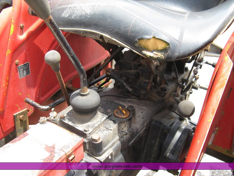 image for item 6120 Yanmar YM2000 compact tractor with loader