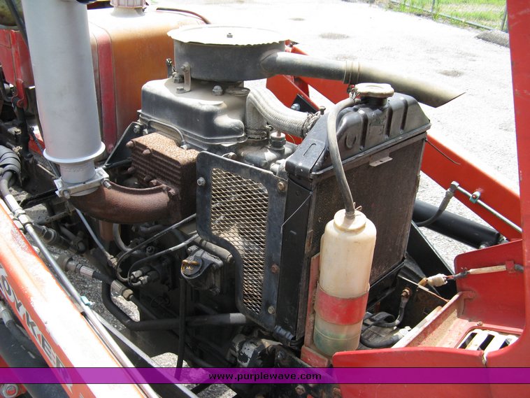 image for item 6120 Yanmar YM2000 compact tractor with loader