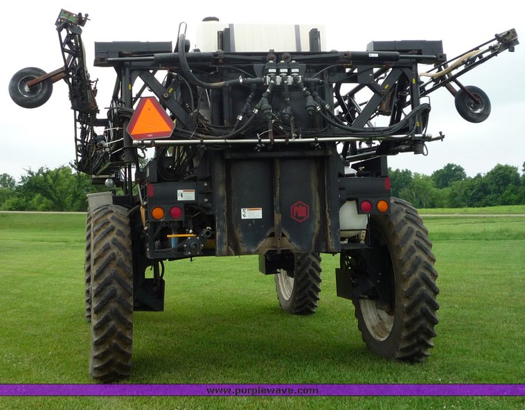 image for item 6570 2003 AGCO Willmar 8500 Eagle sprayer