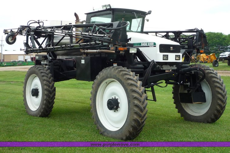 image for item 6570 2003 AGCO Willmar 8500 Eagle sprayer