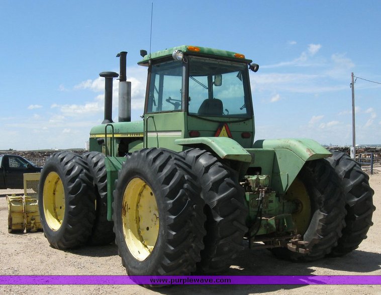 image for item 6794 1975 John Deere 8430 4WD tractor with dozer blade