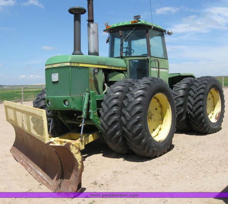 image for item 6794 1975 John Deere 8430 4WD tractor with dozer blade