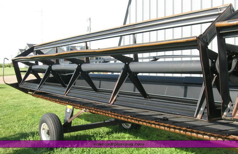 image for item 6804 1999 Mac Don 962 36' draper header