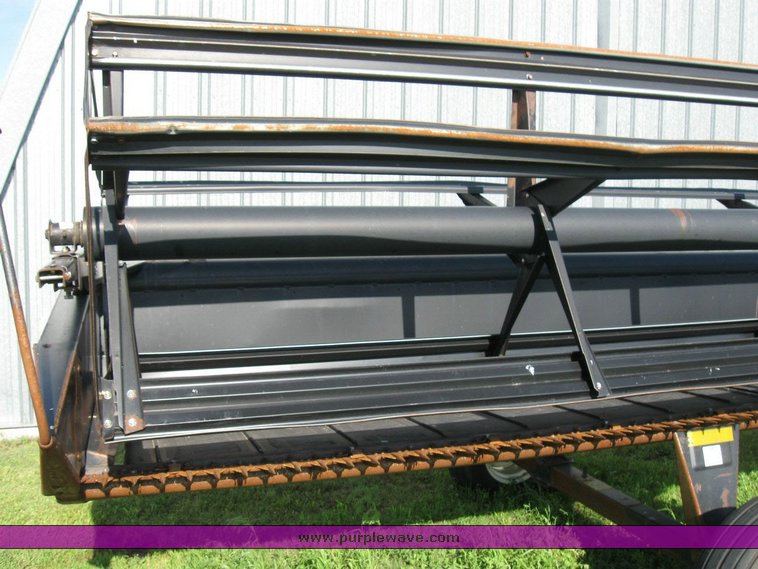 image for item 6804 1999 Mac Don 962 36' draper header