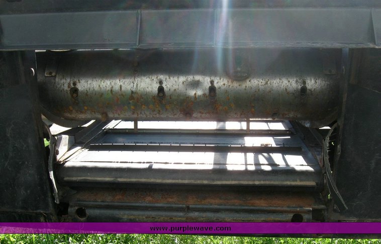 image for item 6804 1999 Mac Don 962 36' draper header