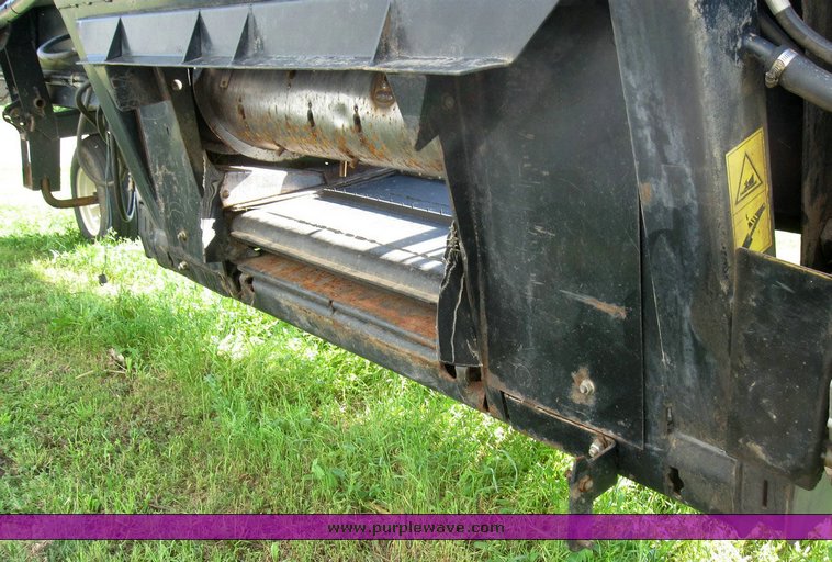 image for item 6804 1999 Mac Don 962 36' draper header