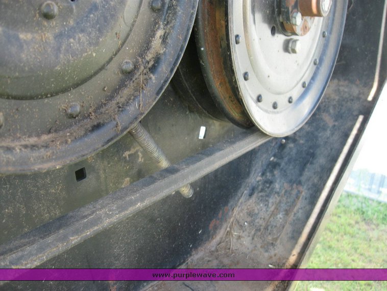 image for item 6804 1999 Mac Don 962 36' draper header