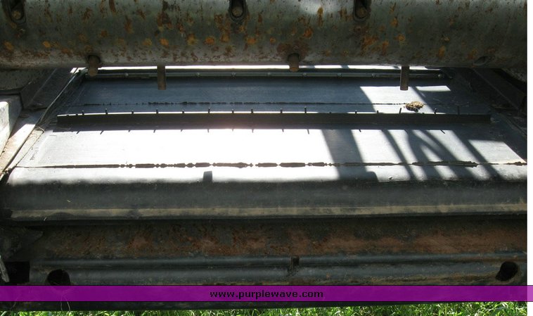 image for item 6804 1999 Mac Don 962 36' draper header