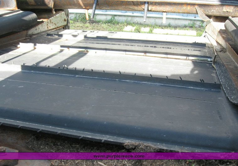 image for item 6804 1999 Mac Don 962 36' draper header