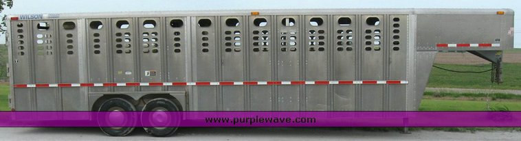 image for item 6844 2004 Wilson PSGN-9026T 26' gooseneck aluminum trailer