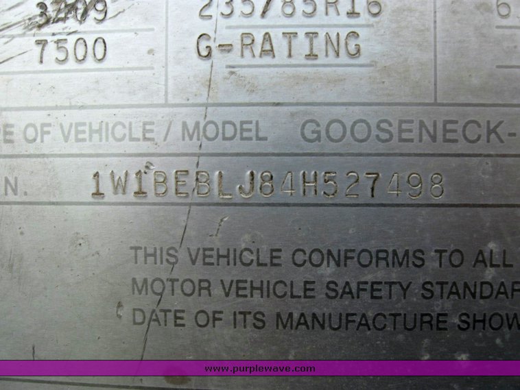 image for item 6844 2004 Wilson PSGN-9026T 26' gooseneck aluminum trailer