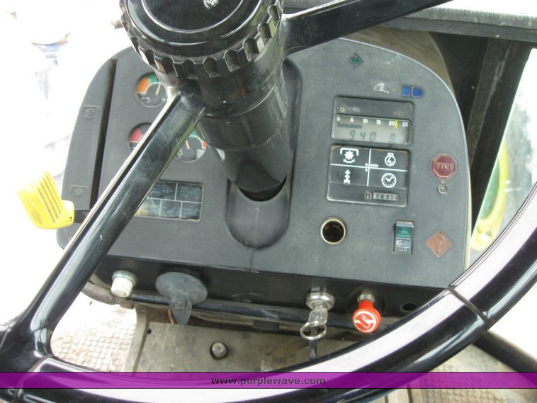 image for item 6845 1988 John Deere 4650 MFWD tractor