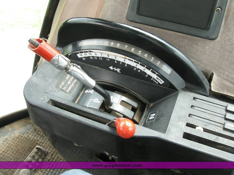 image for item 6845 1988 John Deere 4650 MFWD tractor