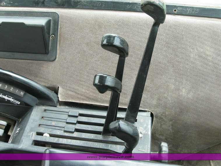 image for item 6845 1988 John Deere 4650 MFWD tractor