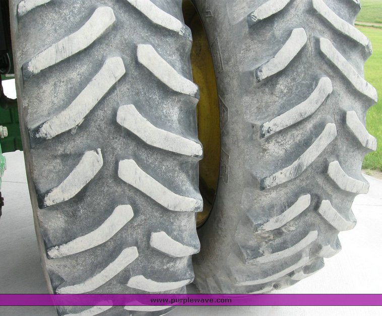 image for item 6845 1988 John Deere 4650 MFWD tractor