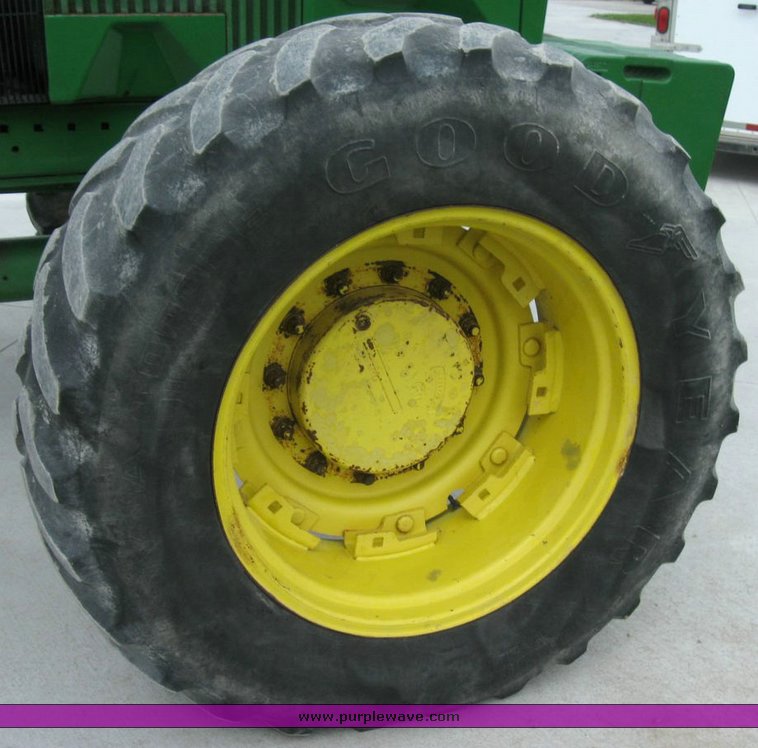 image for item 6845 1988 John Deere 4650 MFWD tractor