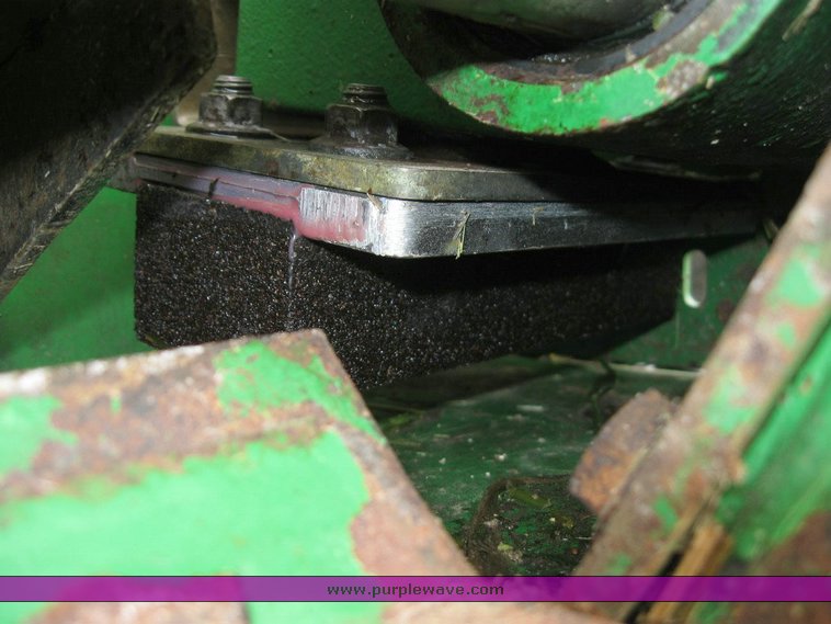 image for item 6846 2005 John Deere 7800 self-propelled forage harvester