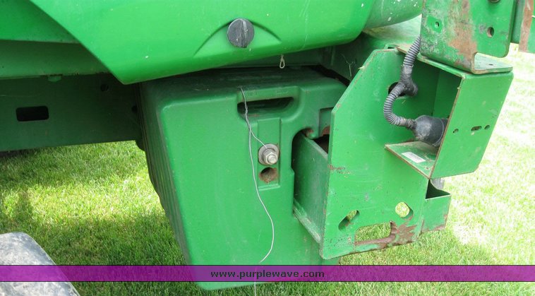 image for item 6846 2005 John Deere 7800 self-propelled forage harvester