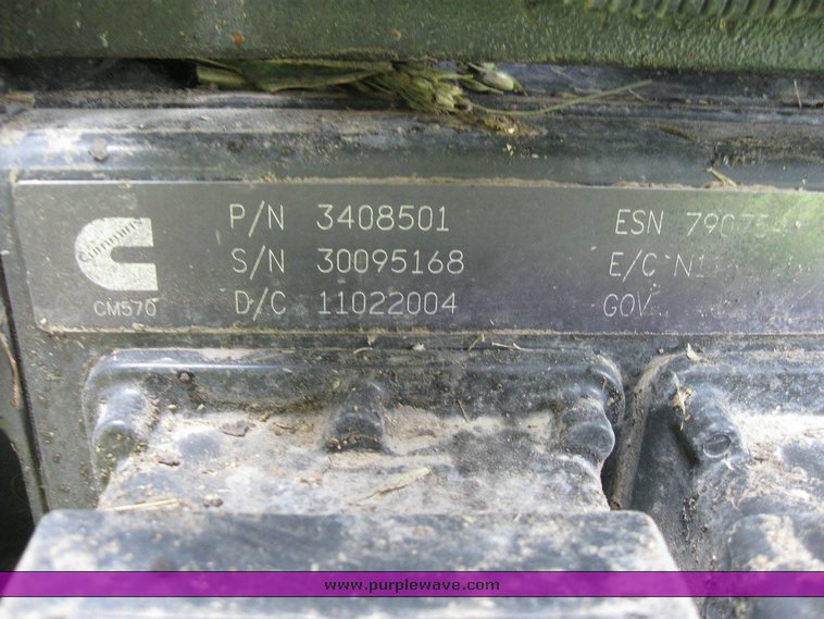 image for item 6846 2005 John Deere 7800 self-propelled forage harvester