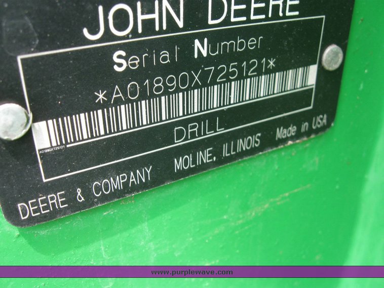 image for item 6847 2008 John Deere 1890 air seeder with 2009 John Deere 1910 commodity cart