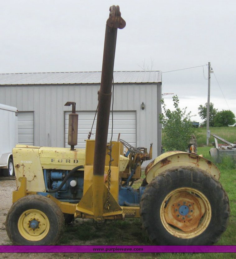 image for item 7247 Ford 4500 industrial tractor