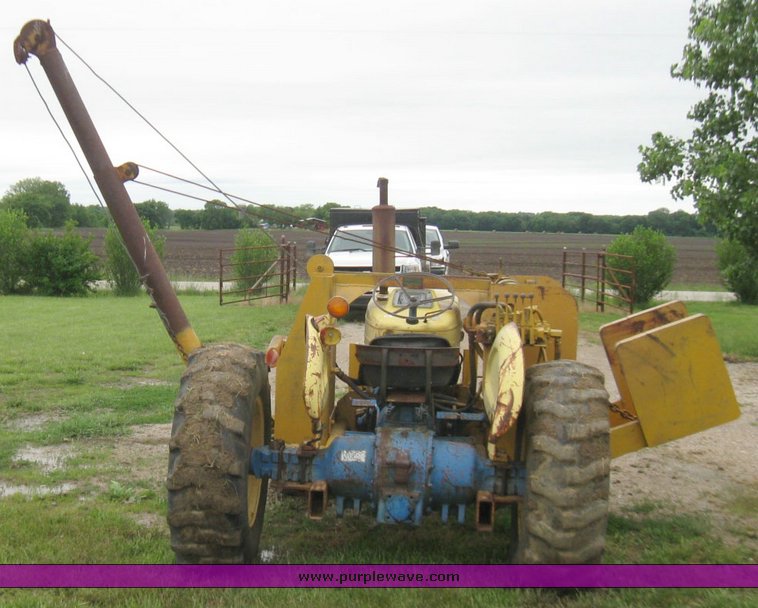image for item 7247 Ford 4500 industrial tractor