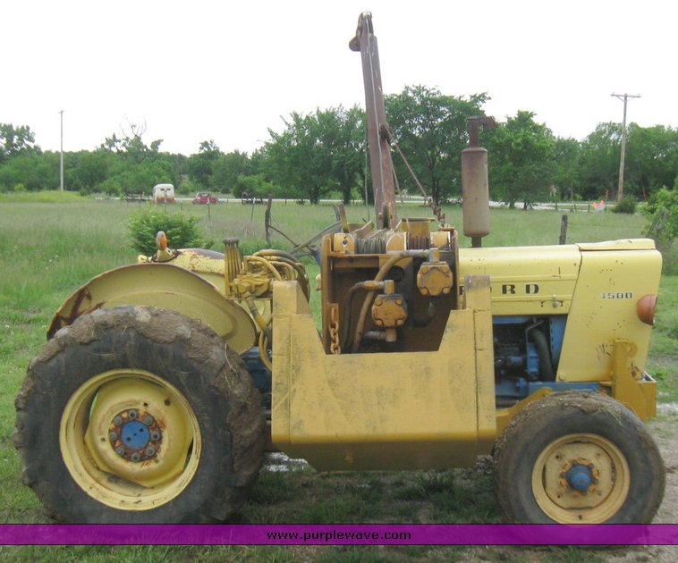 image for item 7247 Ford 4500 industrial tractor