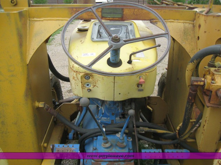 image for item 7247 Ford 4500 industrial tractor