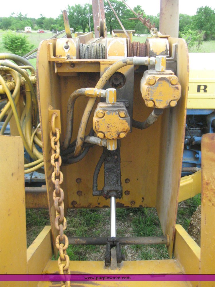 image for item 7247 Ford 4500 industrial tractor