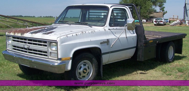image for item 8004 1987 Chevrolet Custom Deluxe 30 truck