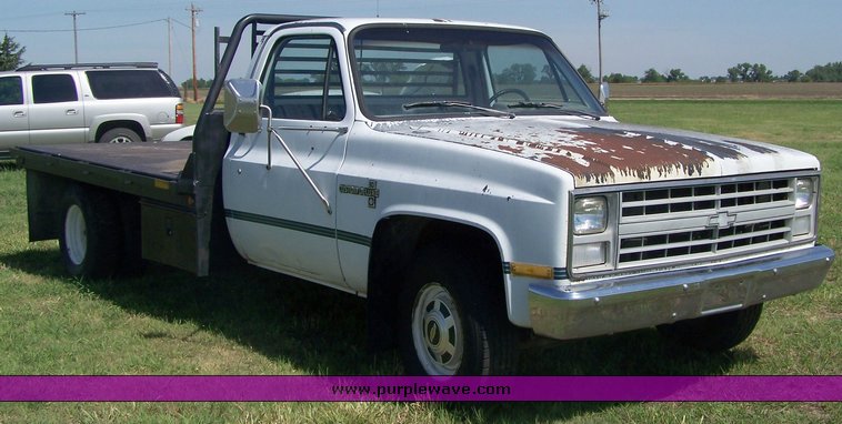 image for item 8004 1987 Chevrolet Custom Deluxe 30 truck