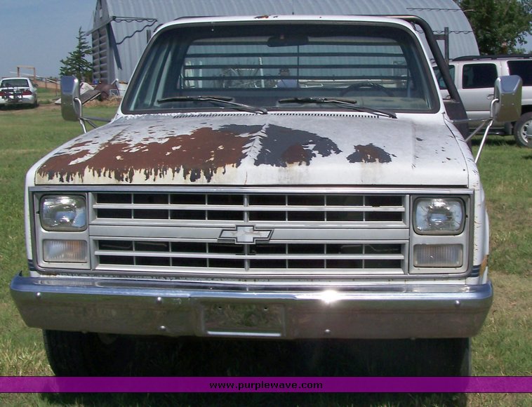 image for item 8004 1987 Chevrolet Custom Deluxe 30 truck