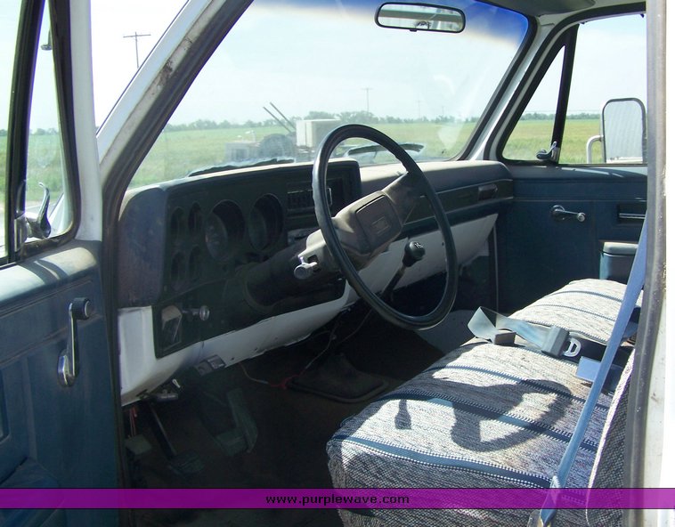 image for item 8004 1987 Chevrolet Custom Deluxe 30 truck