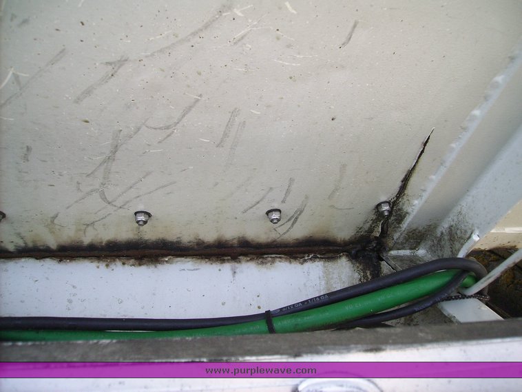 image for item 1003 2002 Trinity live bottom trailer