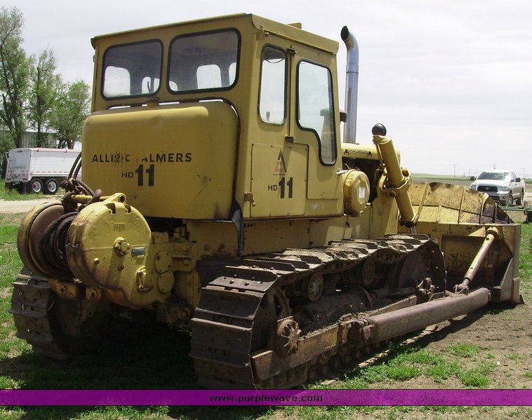 image for item 1051 Allis Chalmers HD11E dozer