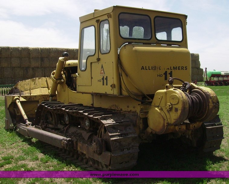 image for item 1051 Allis Chalmers HD11E dozer